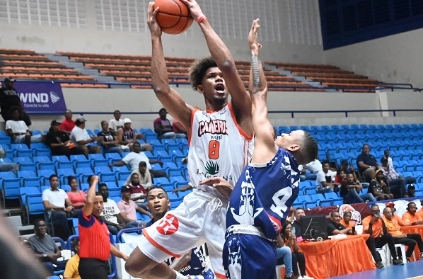 caneros-vencen-a-marineros,-dan-un-paso-a-semifinal-lnb