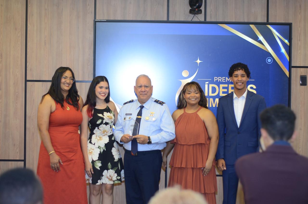DIGEV destaca liderazgo y participación de sus estudiantes en primera edición del Premio Líderes de Impacto 2026