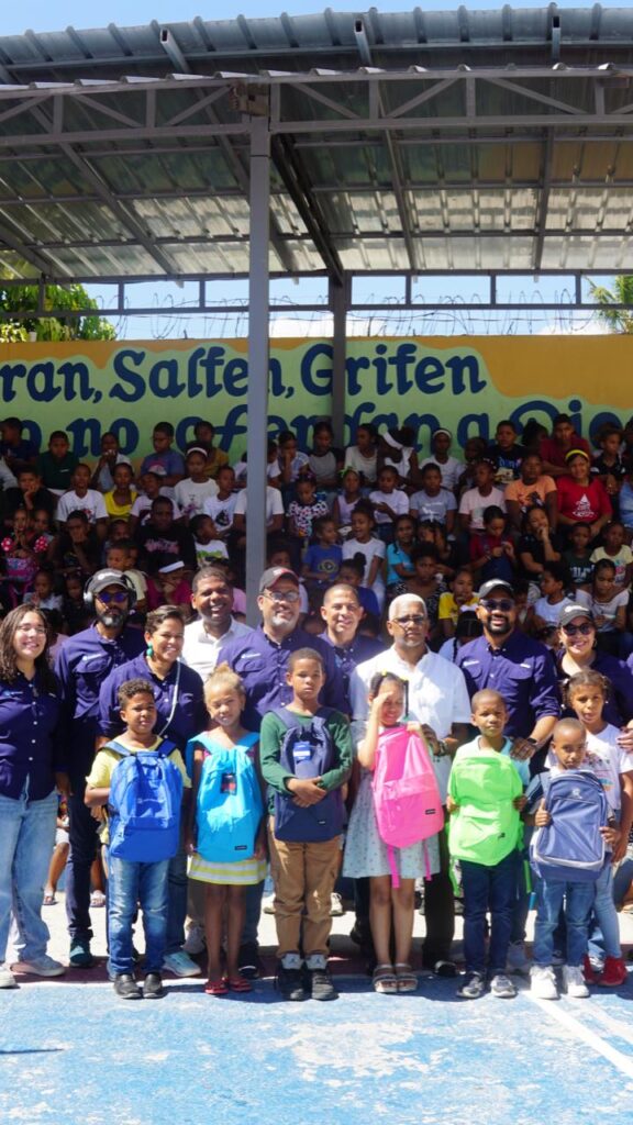 La Fundación EGEDONBOSCO INC. impacta a más de 500 niños y niñas en su Operativo de Entrega de Útiles Escolares “Porfirio Marte”