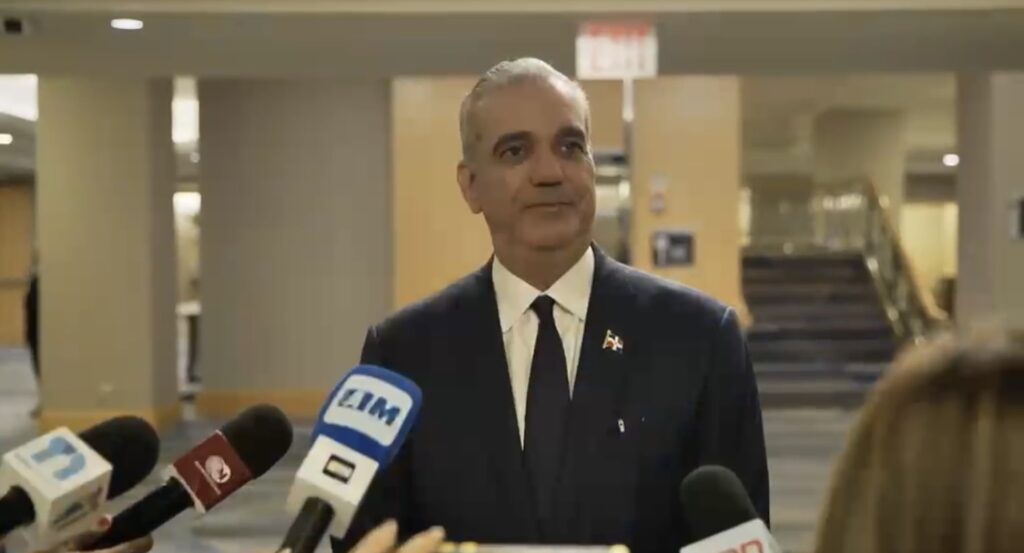Presidente Abinader advierte a responsables de ataque contra Julián Oro Duro y su esposa: “Que se entreguen; si no, les va a ir peor”