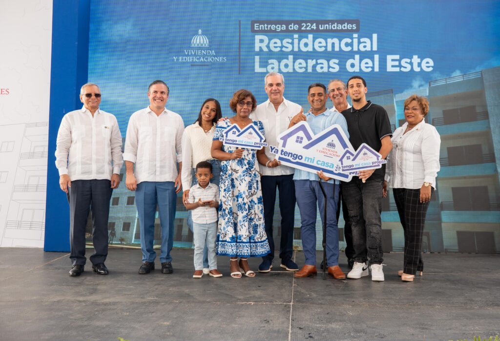 Banreservas financia 197 apartamentos de los 224   entregados por el presidente Abinader en Laderas del Este